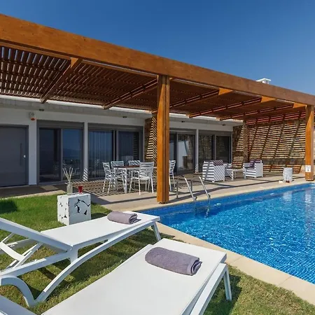 Lindia Athena Luxury Villa *